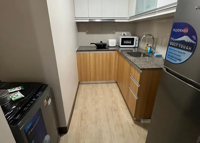 Gentry Manor Family Facing Okada Fountain Wifi Tv Near Airport 8a Apartment Manila