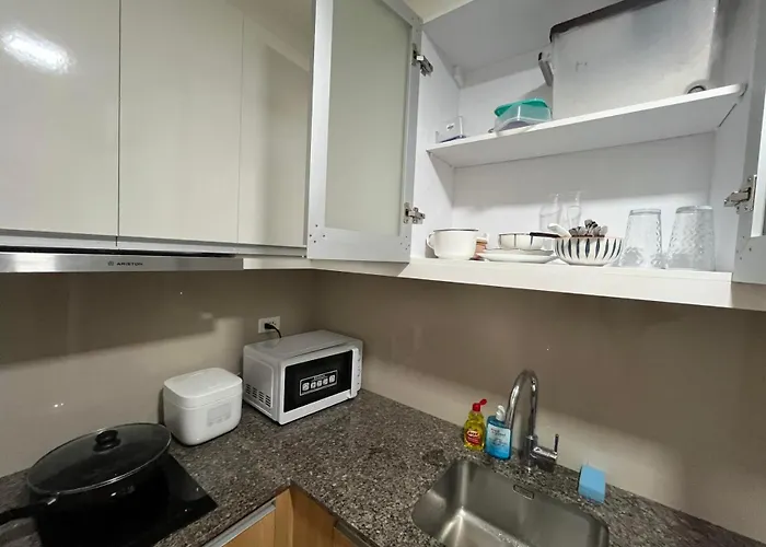 Gentry Manor Family Facing Okada Fountain Wifi Tv Near Airport 8a Manila