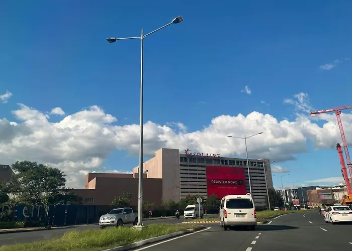 Apartment Gentry Manor Family Facing Okada Fountain Wifi Tv Near Airport 8a