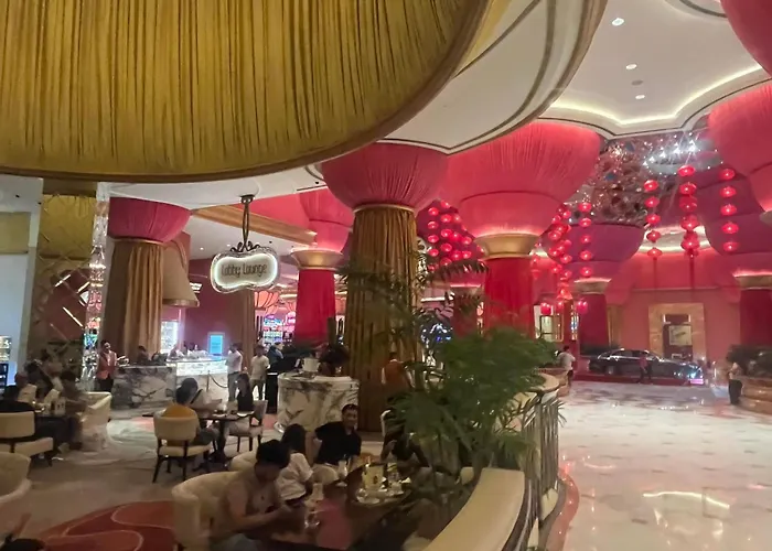 Gentry Manor Family Facing Okada Fountain Wifi Tv Near Airport 8a Manila
