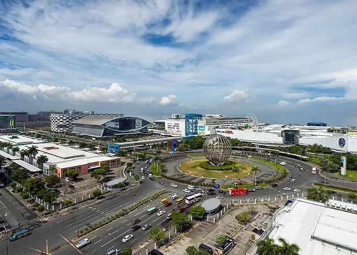 Gentry Manor Family Facing Okada Fountain Wifi Tv Near Airport 8a Apartment Manila
